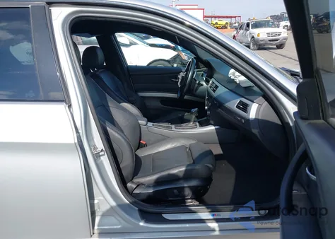 2011 BMW 335I z USA, uszkodzony, nr VIN WBAPM5C59BE577801